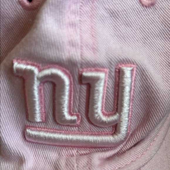 Pink Women’s NFL NY Giants Cap - Picture 4 of 7